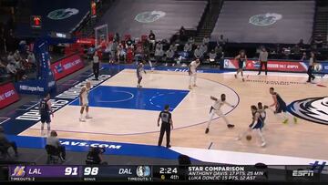 Es tan salvaje lo de Doncic que ya le comparan con Magic Johnson: 'clutch' desde el parking