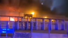 Impacto en Italia: ¡hinchas incendiaron el estadio rival por una derrota!