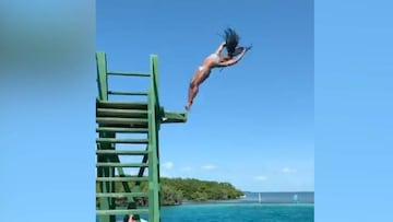 Simone Biles se pasa al salto de trampolín y también es brutal