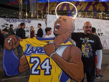 Las imágenes del espectacular homenaje a Bryant en el Staples