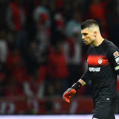 Tiago Volpi falla dos penales en contra de Cruz Azul