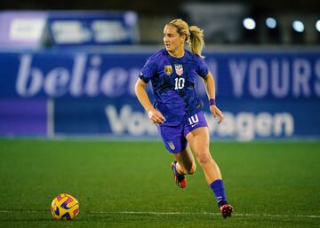 Una de las capitanas del Lyon, dominador del fútbol francés, y de la selección estadounidense que, sin embargo, protagonizó su peor actuación en un Mundial al caer en octavos. Aun así, fue de las pocas que se salvaron de las suyas. En su temporada regular, la centrocampista disputó 25 partidos, marcó ocho goles y repartió cuatro.