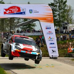 Neuville se sale cuando era líder y Evans acaricia el triunfo