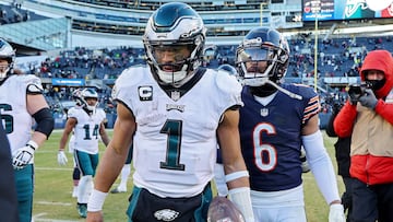 Philadelphia Eagles QB Jalen Hurts hurt his right shoulder in a game against the Chicago Bears, and is now doubtful for the game against the Dallas Cowboys.