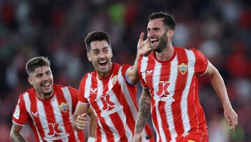 ALMERIA, SPAIN - NOVEMBER 09: Leo Baptistao of UD Almeria celebrates after scoring their team's first goal during the LaLiga Santander match between UD Almeria and Getafe CF at Juegos Mediterraneos on November 09, 2022 in Almeria, Spain. (Photo by Clive Brunskill/Getty Images)