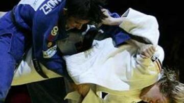 <b>REVALIDA TÍTULO.</b> La alicantina Isabel Fernández se ha proclamado por cuarta vez campeona de Europa individual.