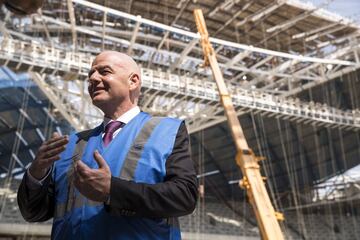 Infantino visitó el estadio Al Wakrah para dar el visto bueno.