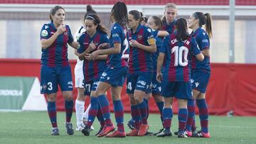 Jugadoras del Levante en un duelo de la Liga Iberdrola.