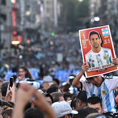 Thousands of Argentina fans take to the streets to celebrate Round of 16 win