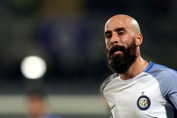 Desde el Villa Rosa, humilde club de Hortaleza, hasta la Fiorentina (dos veces) pasando por el Inter. Borja Valero fue un buen jugador en España que elevó su nivel durante su primera etapa con la Fiorentina y con los neroazzurri. Esta tamporada está en el C S. Lebowski.