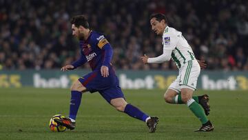 Guardado, tras Messi en el Betis-Barcelona.