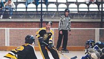 PUESTA A PUNTO. Tras la disputa del campeonato autonómico, llega la hora de la selección catalana de hockey en línea. El Mundial, objetivo.