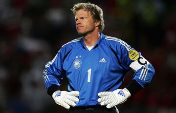 El alemán Oliver Kahn jugó en 2005, cuando tenía 36 años y 14 días.