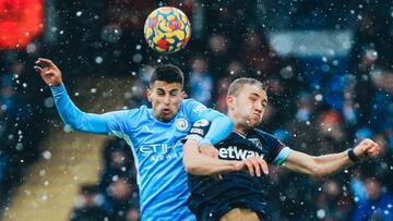 El Manchester City vence al West Ham y a la nieve