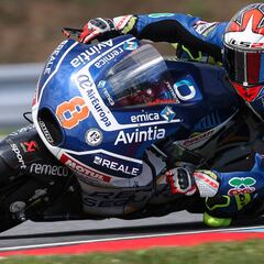 Ángel Nieto está muy presente en el paddock de Brno