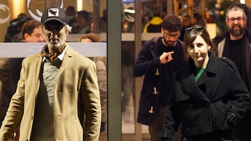 Ernesto y Malena Alterio salen del tanatorio tras dar el último adiós a su padre, Héctor Alterio, a 13 de diciembre de 2025, en Madrid (España)
TANATORIO;DESPEDIDA;FAMILIA;AMIGOS
Manuel Pinilla Cruces
13/12/2025