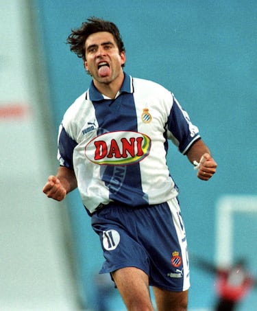 De 1997 1997 a 299999999999, ele fez exército no grupo de Aspniol.