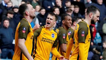 El Brighton gana en los penaltis y se cita con el City en semifinales