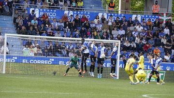 Mendizorroza en el Alav&eacute;s-Villarreal.