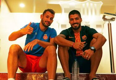 Striker Cristhian Stuani quizzed over reported Barcelona move