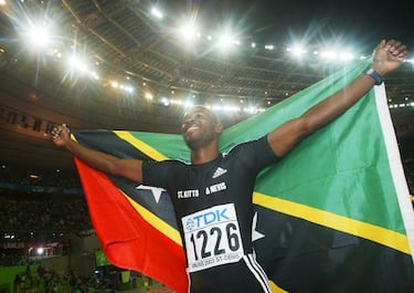 Collins: el 'abuelo' que baja de 10 en 100 metros