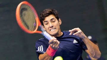 A través de su cuenta de Instagram, el número uno de Chile anunció que dejará de trabajar con el coach argentino Franco Davín. El vínculo laboral duró 11 meses.