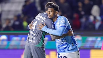 León y Pachuca intercambian papeles un torneo después