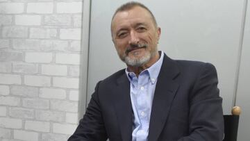 Arturo P&eacute;rez-Reverte mostr&oacute; su opini&oacute;n sobre las aficiones de Real Madrid y Atl&eacute;tico tras la final de Mil&aacute;n.