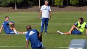 Jos&eacute; Mourinho, durante la primera sesi&oacute;n de la temporada del curso.