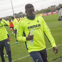 La venta de N'Diaye 'maquilla'
las cuentas del Betis 2015-16