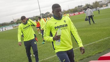 Alfred N'Diaye, en un entrenamiento con el Villarreal.