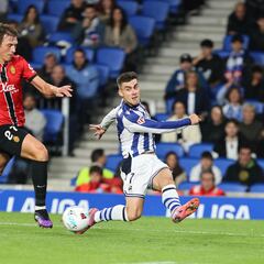 Barrenetxea da por fin el gran paso: el ‘crack’ que la Real Sociedad esperaba