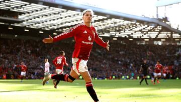 Ethan Pinnock headed Brentford ahead at Old Trafford but second half goals from Garnacho and Hojlund keeps the pressure off Ten Hag.