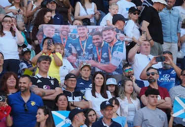 Ambiente en las gradas del estadio José Zorrilla durante la final de la Copa del Rey 2025 de rugby.