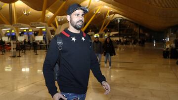 Diego Costa, del Atl&eacute;tico, en el aeropuerto.