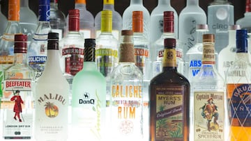 La NFL permitirá hasta cuatro anuncios de 30 segundos de bebidas alcoholicas de alta graduación durante los partidos en 2017.