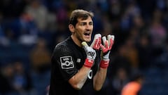 Casillas insinúa en Twitter un arbitraje favorable al Sporting