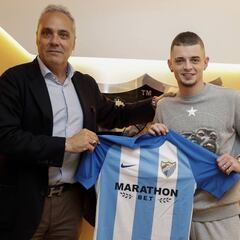 El Málaga espera una gran carambola para fichar al turco Çalik fuera de plazo