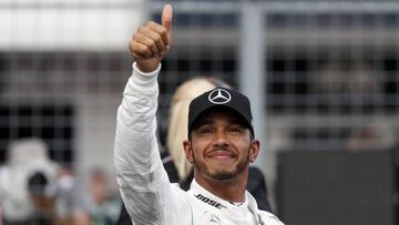 Lewis Hamilton durante la jornada del s&aacute;bado en el GP de Hungr&iacute;a 2018.