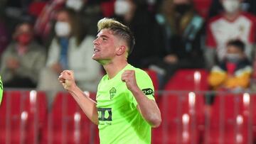 Ra¨²l Guti pide otra ronda en el hogar de Francisco y Piatti