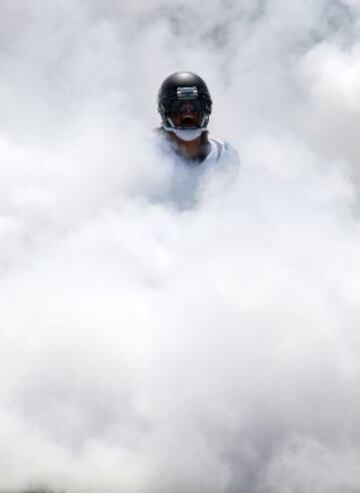 Entrada en el campo de Dwight Lowery, de los Jacksonville Jaguars.