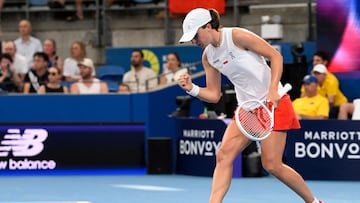 Poland's Iga Swiatek reacts on a point against Australia's Maya Joint during their women�s singles quarter-final match at the United Cup at Ken Rosewall Arena in Sydney on January 9, 2026. (Photo by Izhar KHAN / AFP) / - IMAGE RESTRICTED TO EDITORIAL USE - STRICTLY NO COMMERCIAL USE --