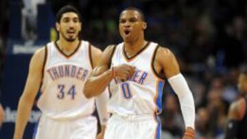 Westbrook (36) mantiene la esperanza para Oklahoma