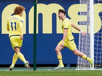 El jugador del filial sigue siendo uno de los más importantes del equipo. En la jugada del gol hizo de todo. Robo la pelota, combinó con un compañero y remató con maestría.