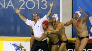 Benedek dirigiendo a Hungría, en 2013.