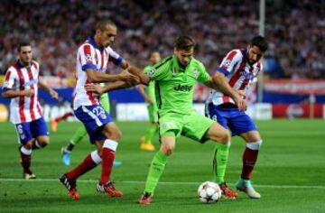 Fernando Llorente, Joao Miranda Y Raúl García 