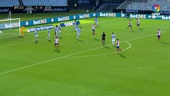 El imprudente reclamo al árbitro de Saponjic: La jugada seguía...