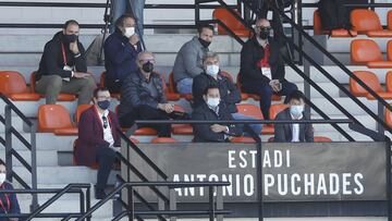 Anil Murthy, en el palco del Puchades.