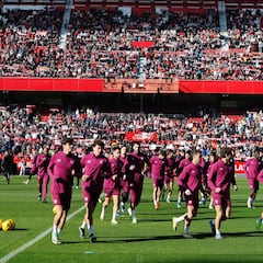 Más de 16.000 sevillistas acuden al entreno a puerta abierta