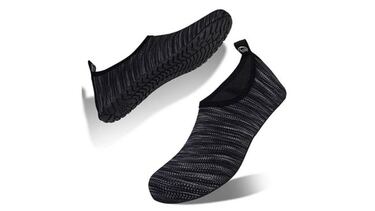 Elegimos los cinco escarpines más vendidos e ideales para playa, ríos o deportes acuáticos